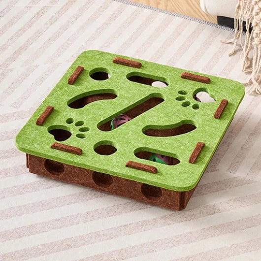 PurrPuzzle™ Felt Cat Maze Toy